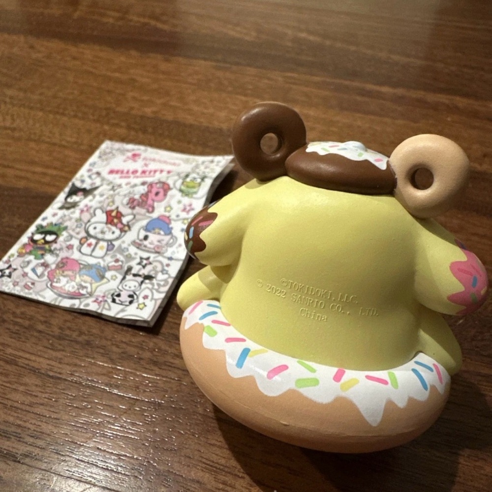 tokidoki x Hello Kitty and Friends  Figure Series 1  Pompompurin - Picture 2 of 2